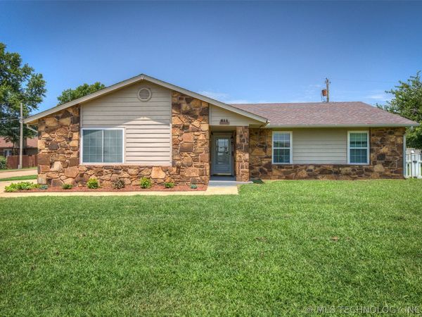 611 W 46th Place S, Sand Springs, OK 74063