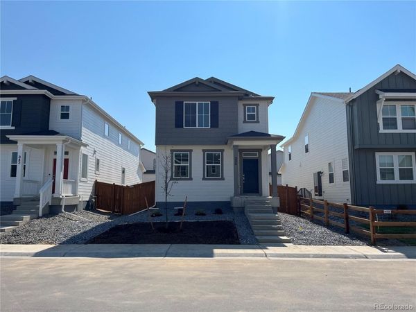 336 N Bersshine Court , Watkins, CO 80137