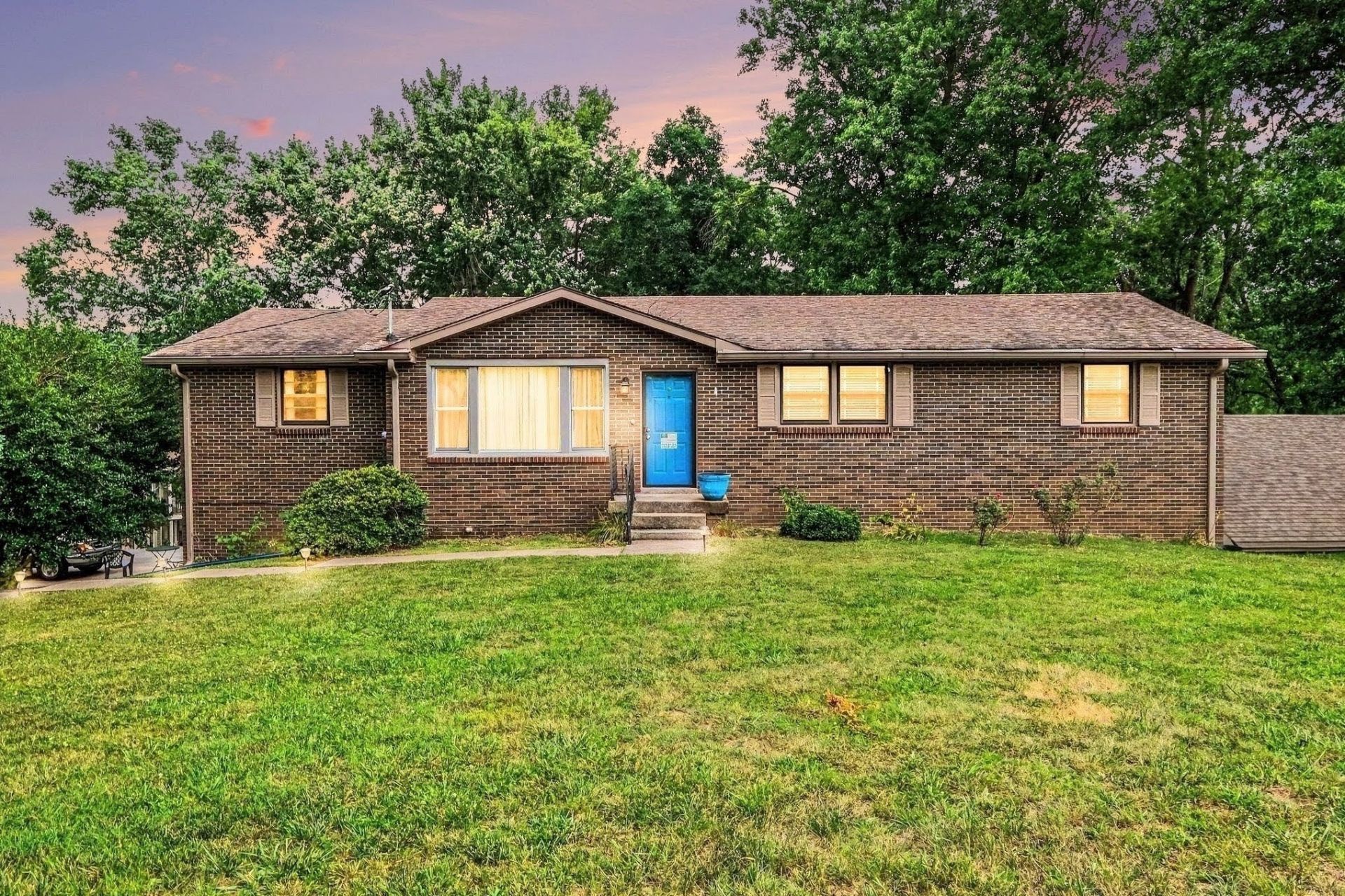 5001 Wilkerson Dr, Nashville, TN 37211 Main Photo