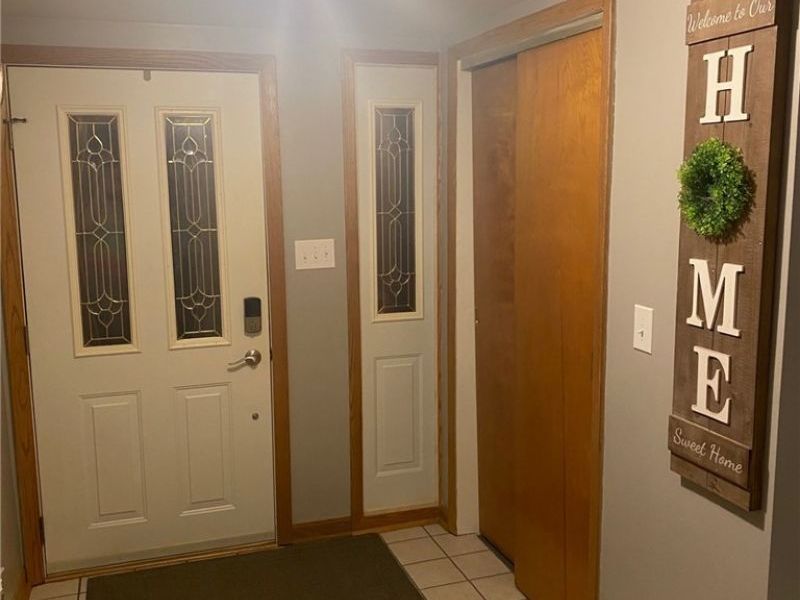 355 Terri Avenue, Steubenville, OH 43952 Photo 8