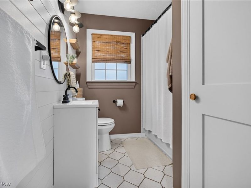 382 Marseilles Avenue, Elyria, OH 44035 Photo 20