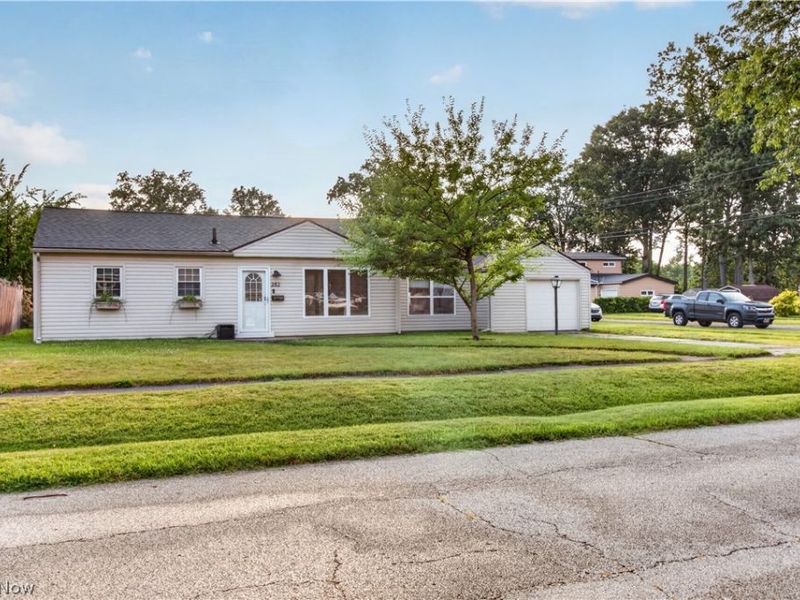 382 Marseilles Avenue, Elyria, OH 44035 Photo 4