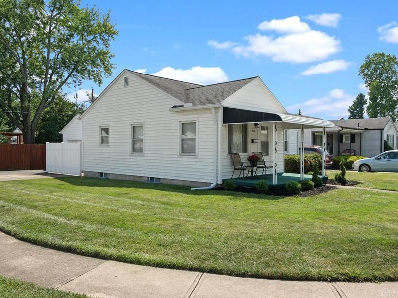 438 Margaret Drive, Fairborn, OH 45324 Photo 1