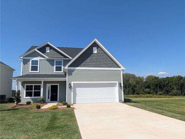 1318 Dandridge Drive, Kernersville, NC 27284