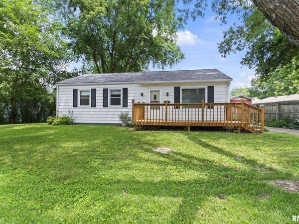 9 CLAIRE Drive, Springfield, IL 62702