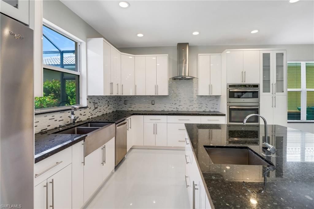 8271 Laurel Lakes Way, Naples, FL 34119 Photo