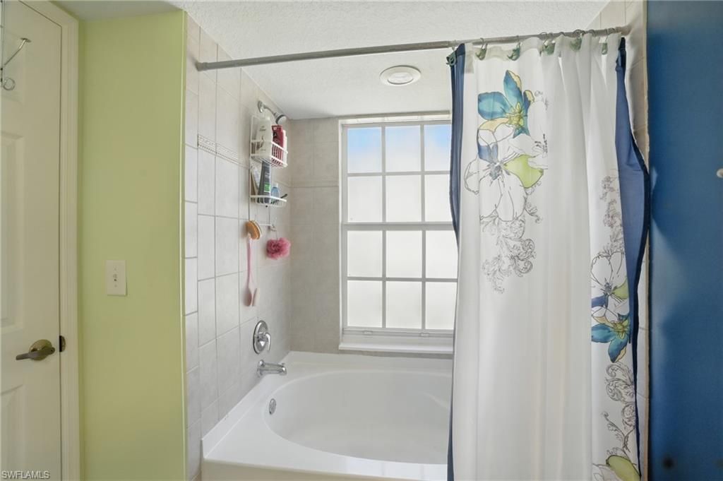 4121 Residence Dr , Unit 324, Fort Myers, FL 33901 Photo