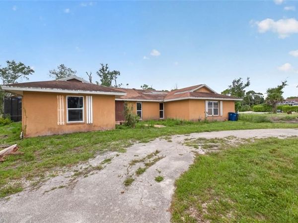 6210 Briarcliff RD , FORT MYERS, FL 33912