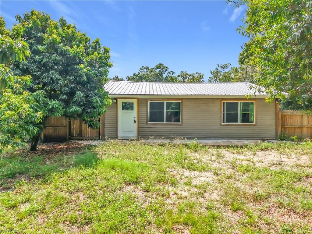 19330 Meredith Rd , North Fort Myers, FL 33917 Photo