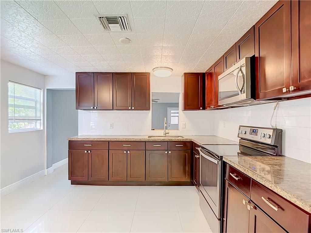 19330 Meredith Rd , North Fort Myers, FL 33917 Photo