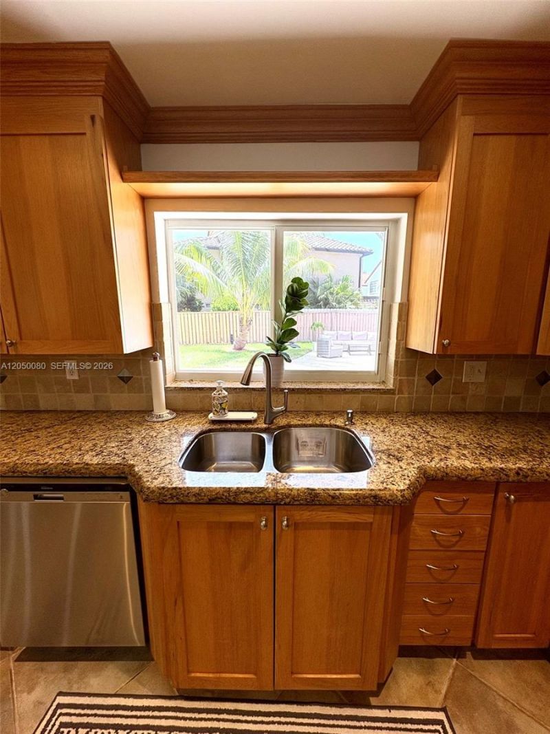 9833 NW 5th Ct, Plantation, FL 33324 Photo