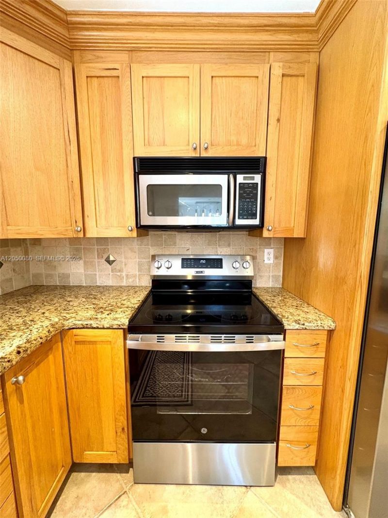 9833 NW 5th Ct, Plantation, FL 33324 Photo