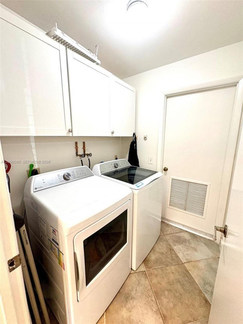9833 NW 5th Ct, Plantation, FL 33324 Photo
