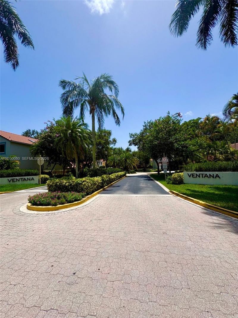 9833 NW 5th Ct, Plantation, FL 33324 Photo