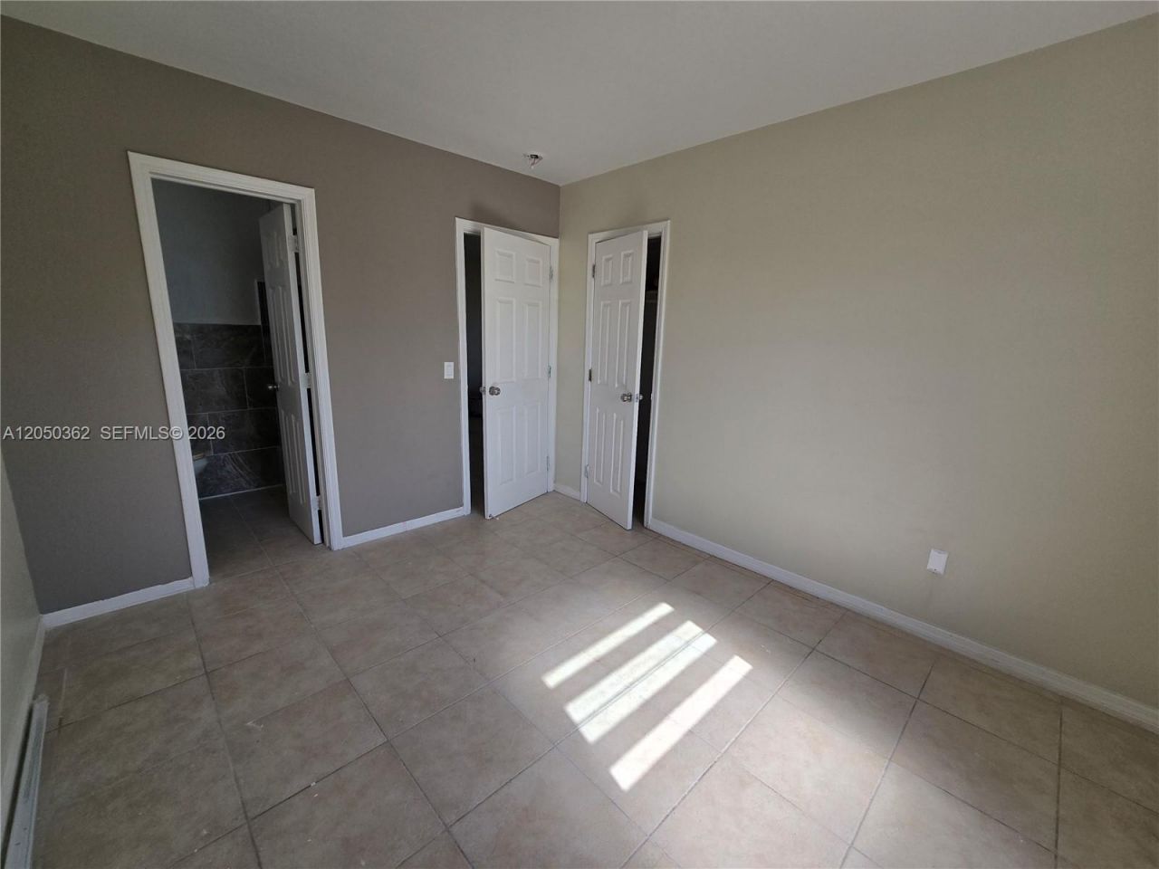 724 SW 7th Ter , Unit 1-2, Hallandale Beach, FL 33009 Photo