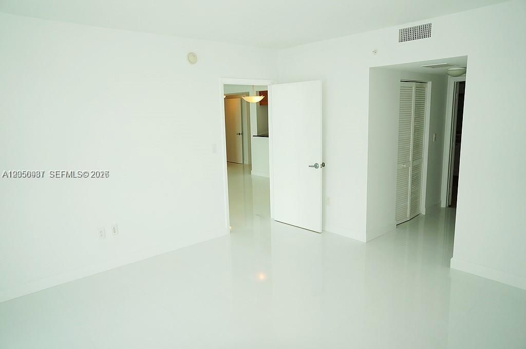 1800 N Bayshore Dr , Unit 3014, Miami, FL 33132 Photo