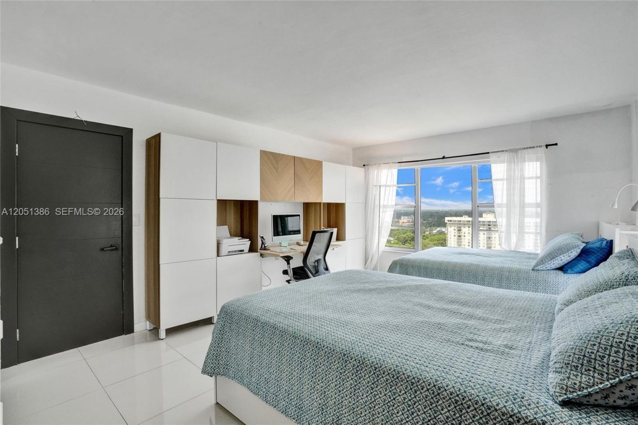 11111 Biscayne Blvd , Unit 1915, Miami, FL 33181 Photo