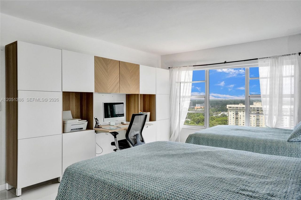 11111 Biscayne Blvd , Unit 1915, Miami, FL 33181 Photo
