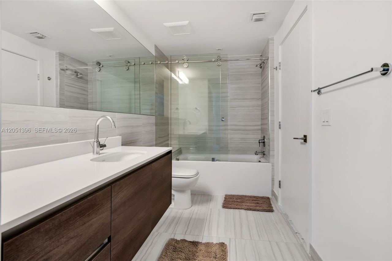 301 Altara Ave , Unit 824, Coral Gables, FL 33146 Photo