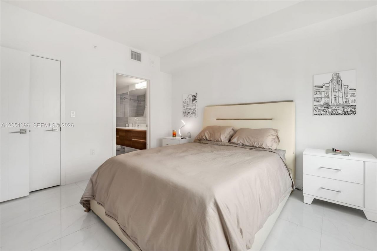 301 Altara Ave , Unit 824, Coral Gables, FL 33146 Photo