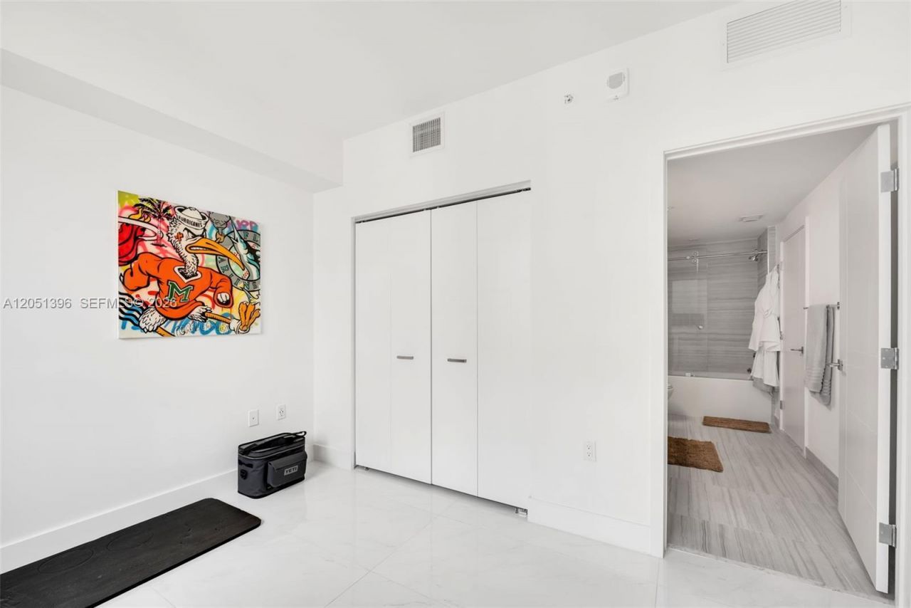 301 Altara Ave , Unit 824, Coral Gables, FL 33146 Photo