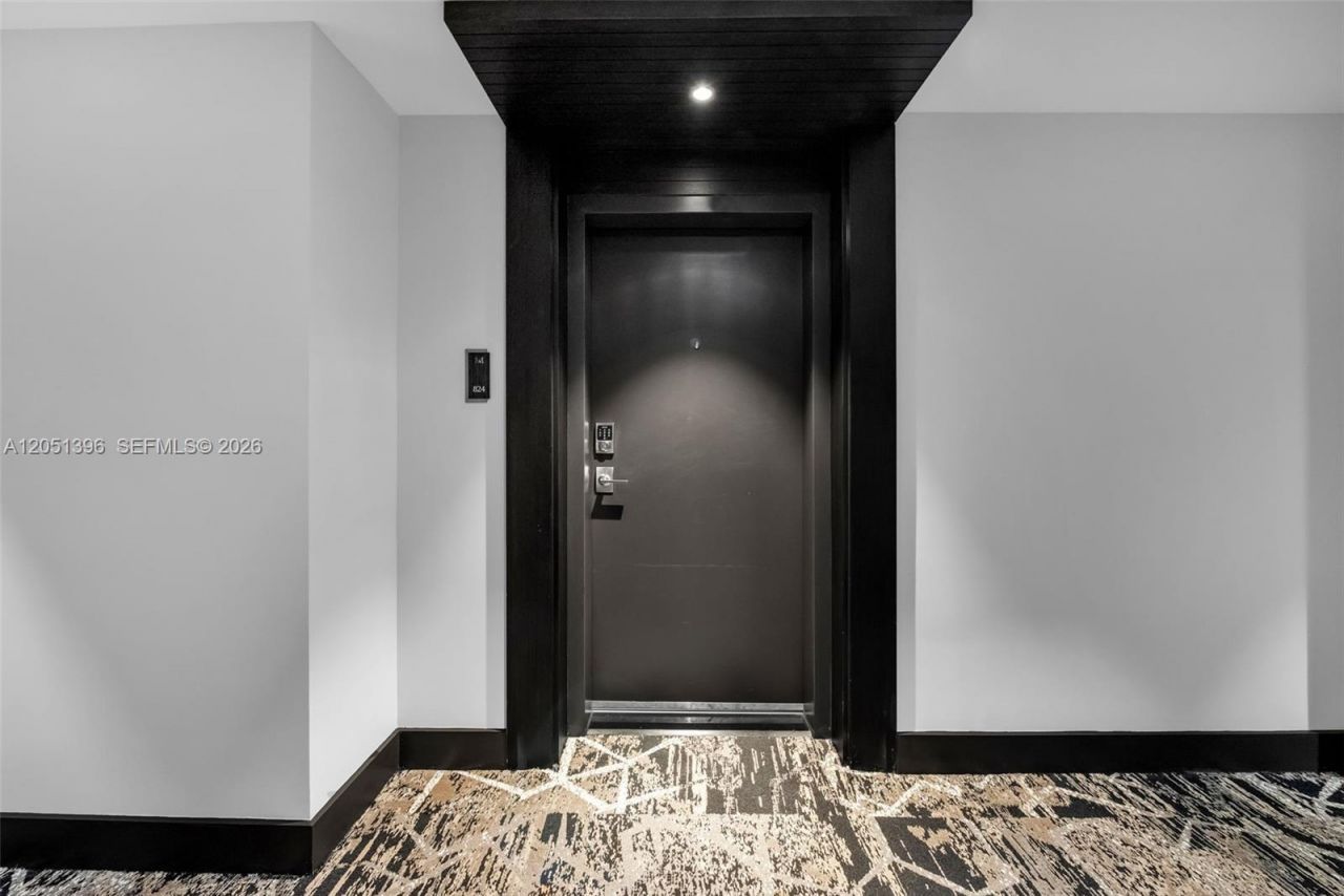 301 Altara Ave , Unit 824, Coral Gables, FL 33146 Photo