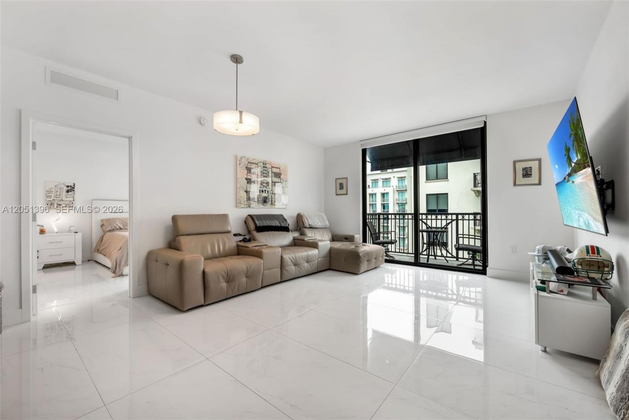 301 Altara Ave , Unit 824, Coral Gables, FL 33146 Photo