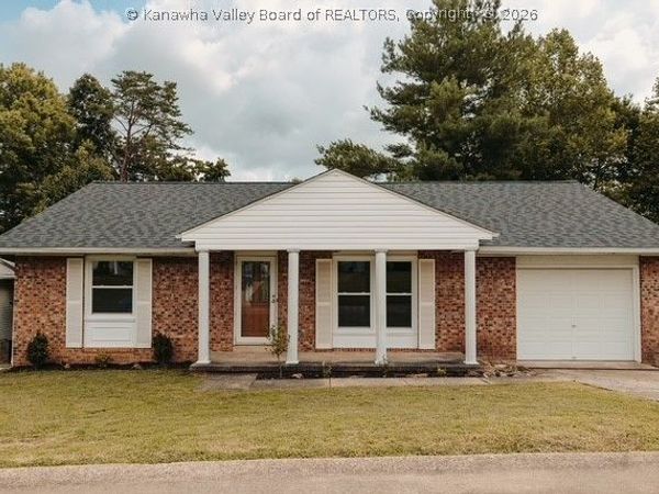 61 Cambridge Drive, Culloden, WV 25510