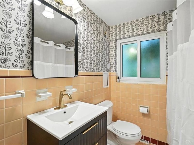 108 Napoleon Drive, Dayton, OH 45429 Photo 18