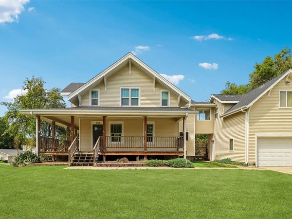 406 Knotts Street, New Virginia, IA 50210