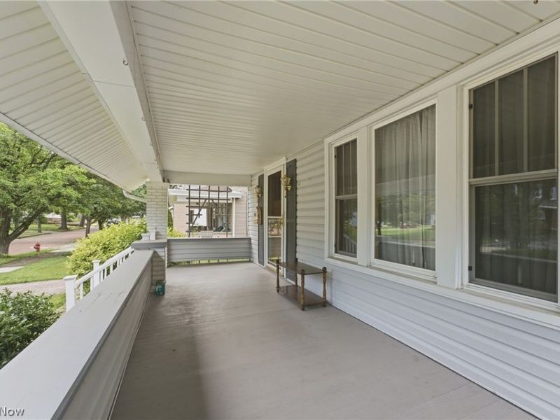 165 Shadyside Court, Alliance, OH 44601 Photo 7