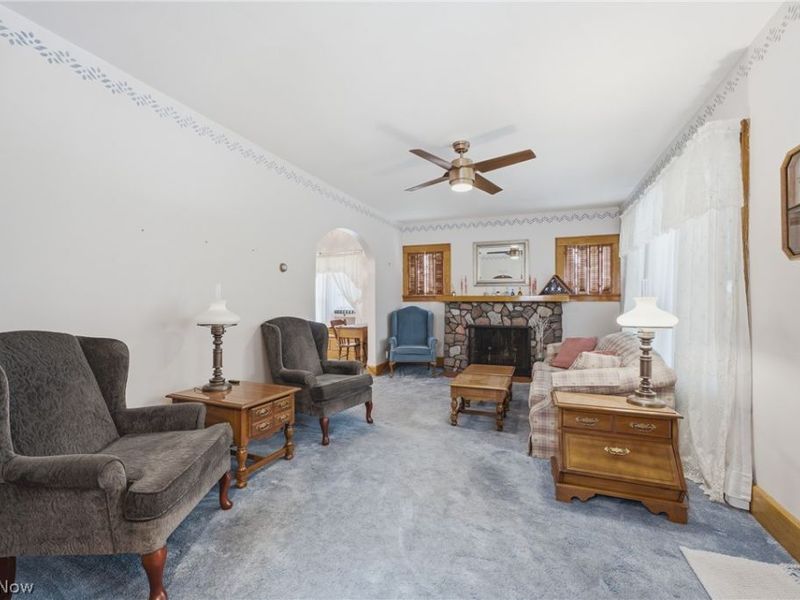 165 Shadyside Court, Alliance, OH 44601 Photo 9