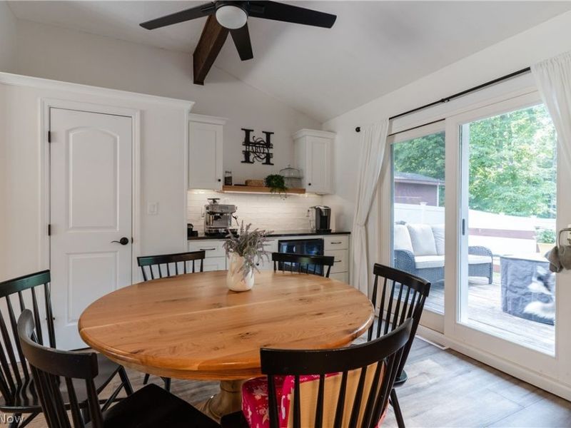 15628 Creekwood Lane, Strongsville, OH 44136 Photo 18
