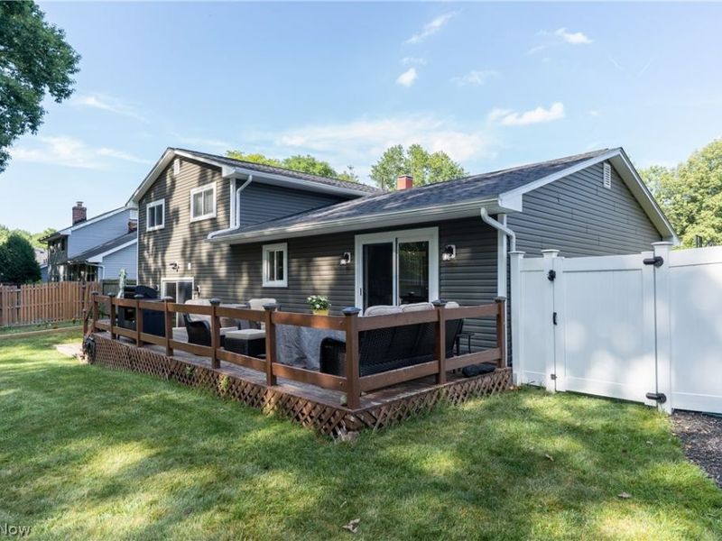 15628 Creekwood Lane, Strongsville, OH 44136 Photo 5