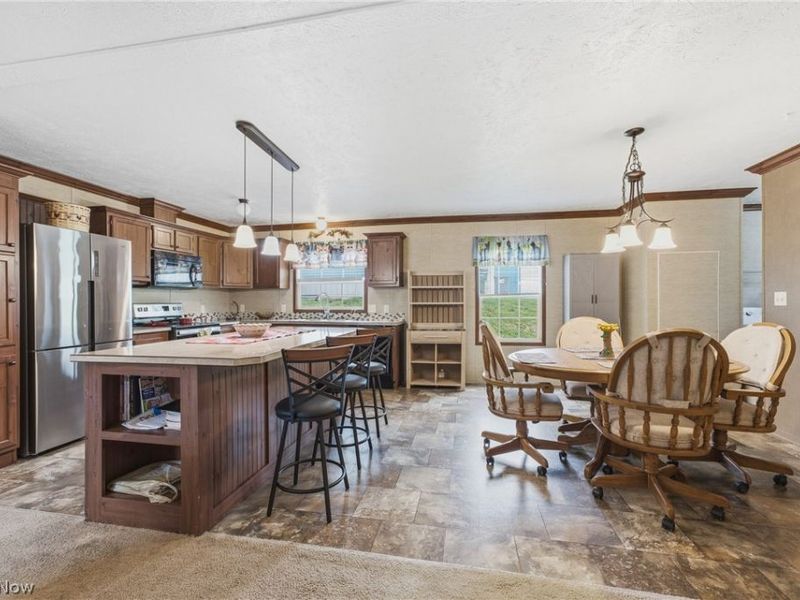 1023 Overlook Drive SW, Canton, OH 44706 Photo 11