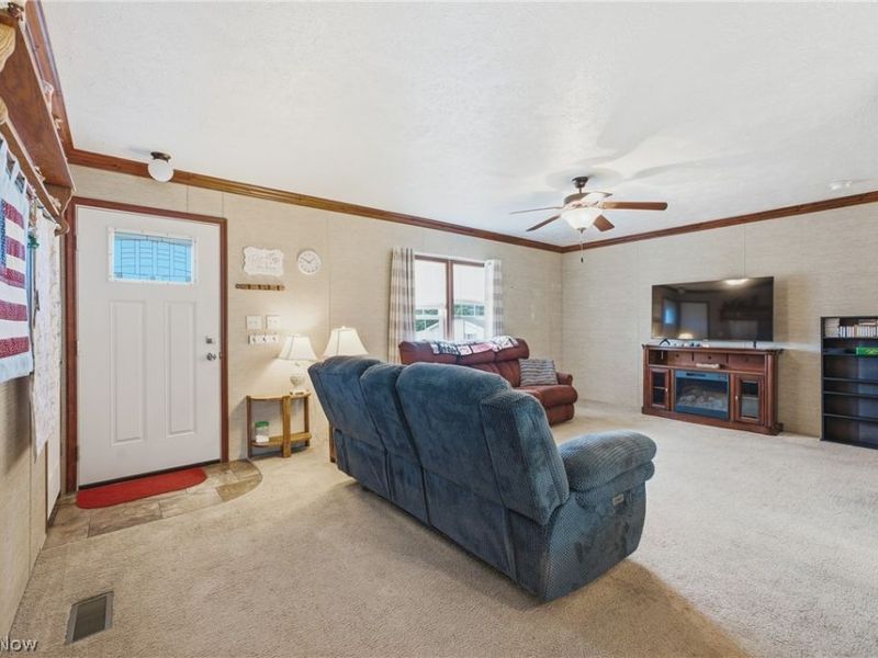 1023 Overlook Drive SW, Canton, OH 44706 Photo 8