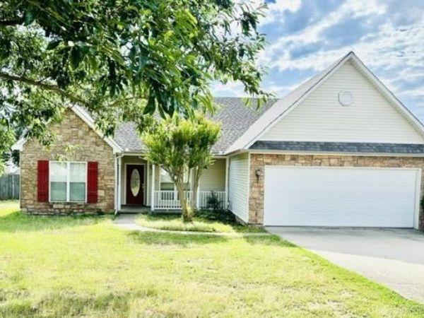 4505 Summit Ridge Drive, Jonesboro, AR 72404