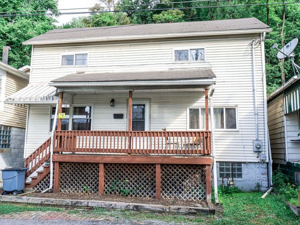 58 Kuntz Street, Natrona Heights, PA 15065