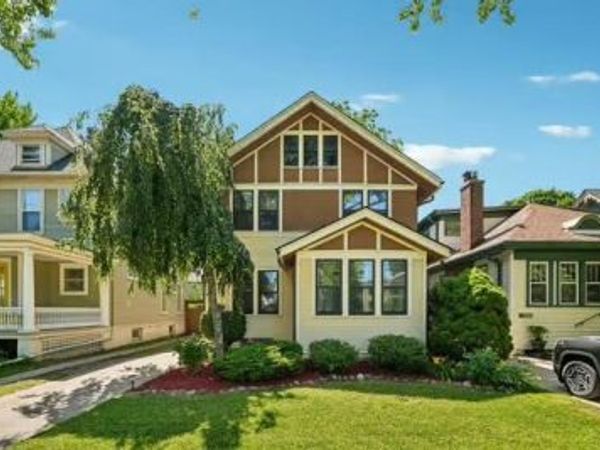 1650 College AVENUE, Racine, WI 53403