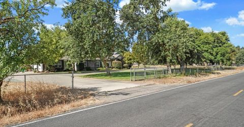 3106 E Calimyrna Rd, Acampo, CA 95220 Photo