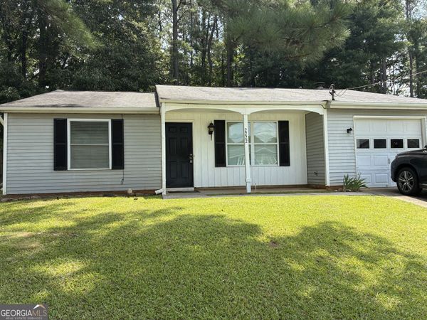 2222 Scarbrough Drive, Stone Mountain, GA 30088