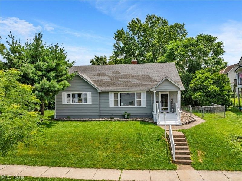 310 N 10th Street, Cambridge, OH 43725 Photo 2