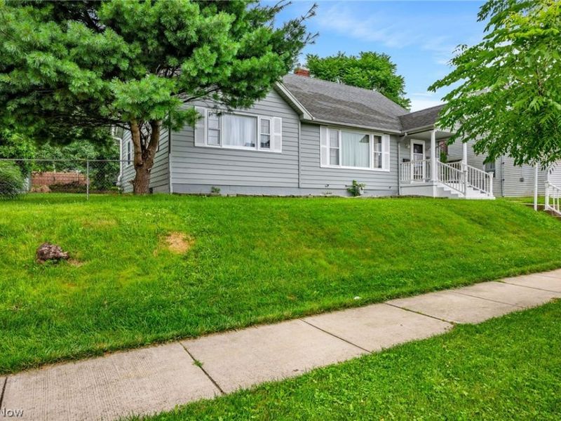 310 N 10th Street, Cambridge, OH 43725 Photo 5