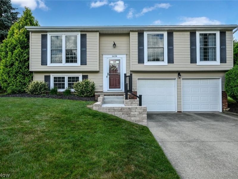 1624 Kasserine Court, Twinsburg, OH 44087 Photo 1