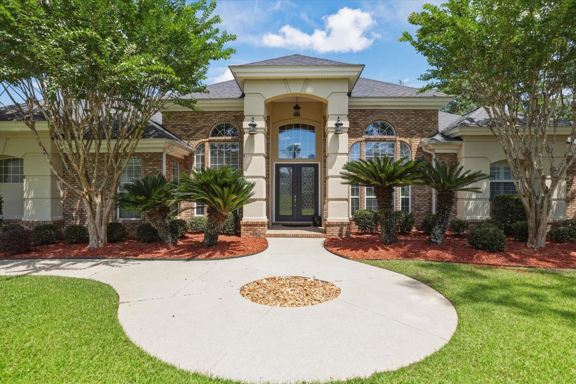 2868 Royal Isle Drive, Tallahassee, FL 32312 Main Photo