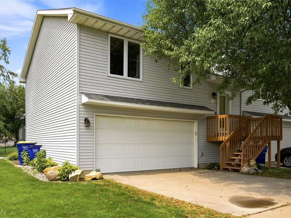 408 Sugar Creek Lane, Unit J, North Liberty, IA 52316