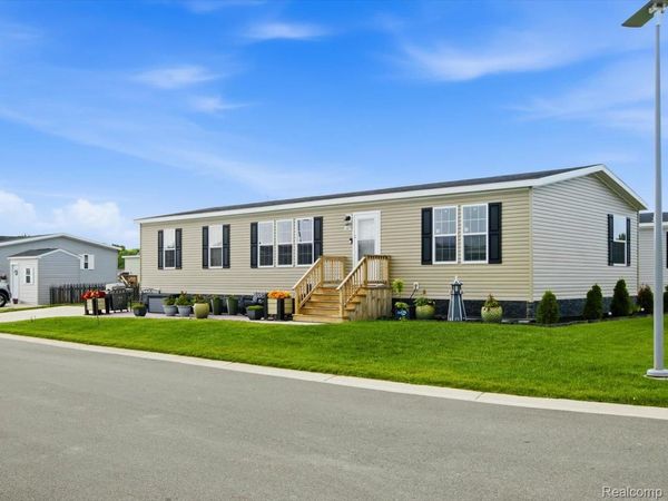 287 Rosebud Court, Port Huron Township, Mi 48060