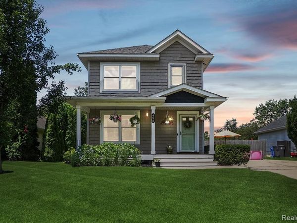 452 Waverly Lane, Genoa Twp, MI 48843