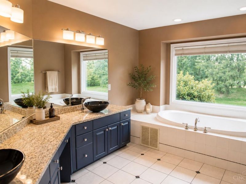 8101 Startinggate Lane, Sycamore Township, OH 45249 Photo 23