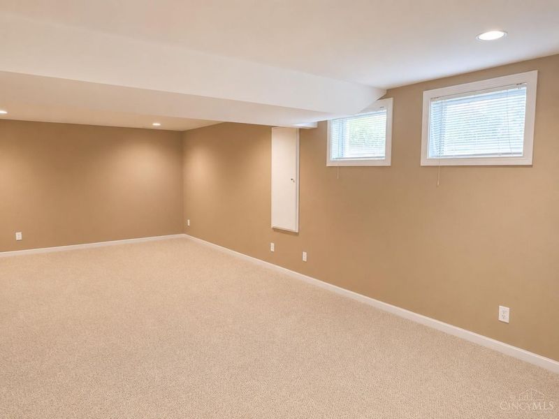 8101 Startinggate Lane, Sycamore Township, OH 45249 Photo 31